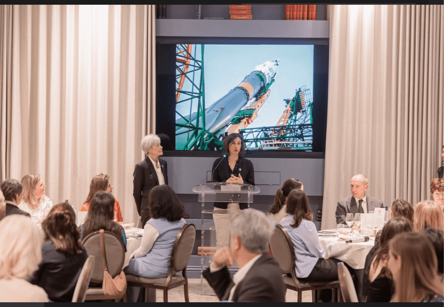 Création du Cercle Femmes de Sciences : l’ENS Paris-Saclay mobilise son réseau pour la parité
